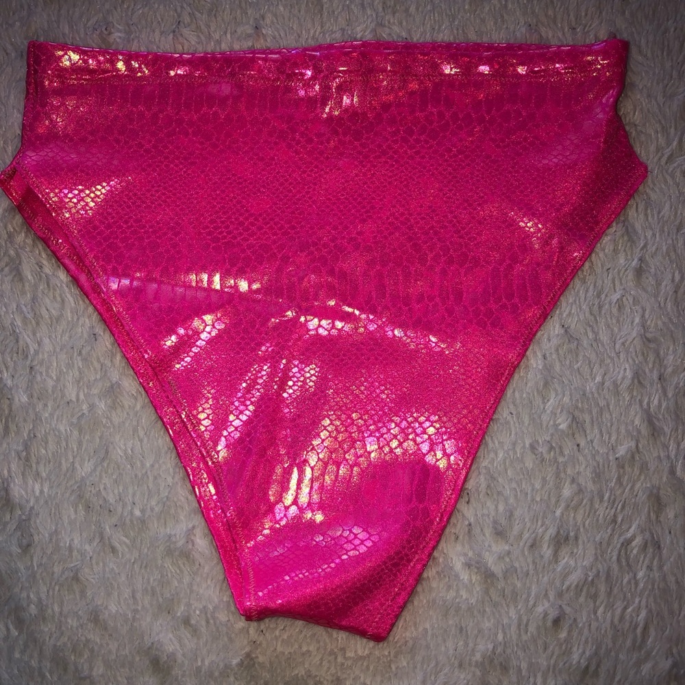 euphoric rave wear pink serpent bottoms💖
